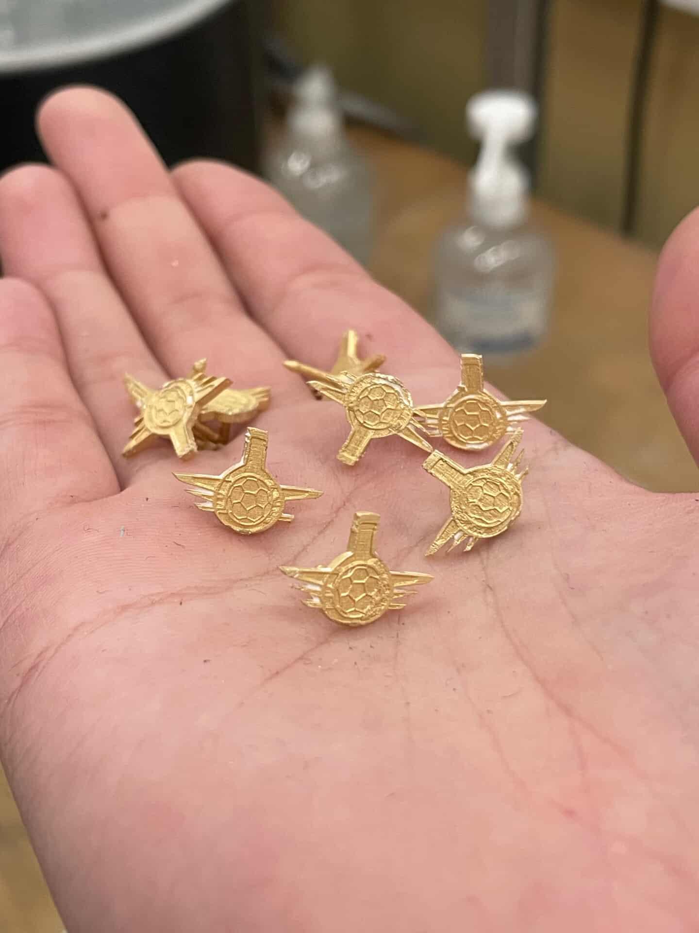 Bronze_pins